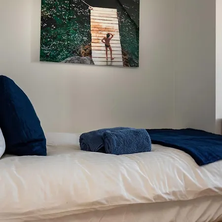 Stunning Duplex - 3 Bedroom - 2 Sunny Terrasses דירה קנוקה-הייסט